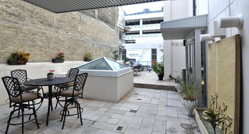 Yonge Suites Furnished Apartments Торонто Стая снимка
